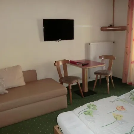 Szálloda Alpenhotel Tauernstueberl 3*