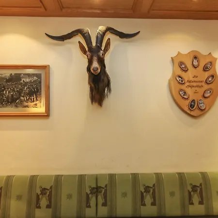 Alpenhotel Tauernstüberl