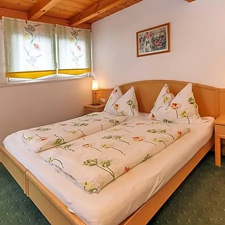 Alpenhotel Tauernstueberl Otel 3*