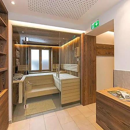 Alpenhotel Tauernstueberl 3*