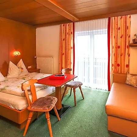 Hotel Alpenhotel Tauernstueberl 3*