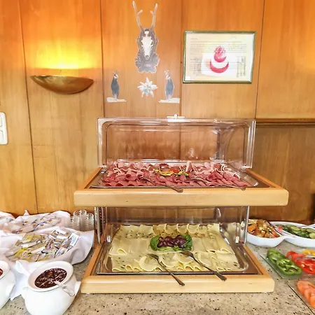 Szálloda Alpenhotel Tauernstueberl 3*