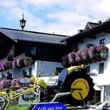 Szálloda Alpenhotel Tauernstueberl 3*
