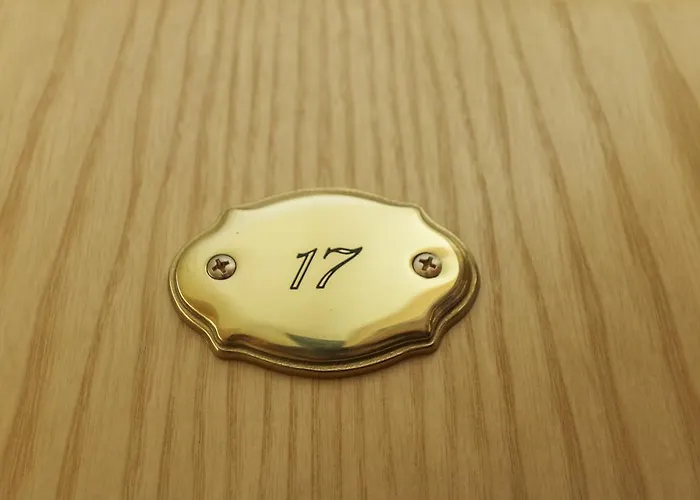 ホテル Alpenhotel Tauernstueberl 3*