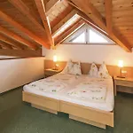 Отель Alpenhotel Tauernstueberl 3*
