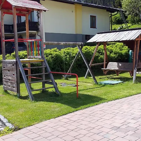 Alpenhotel Tauernstueberl ツェル アム ゼー