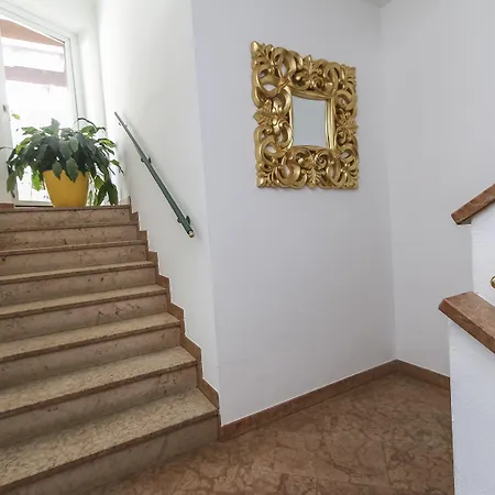 Alpenhotel Tauernstueberl ホテル 3*