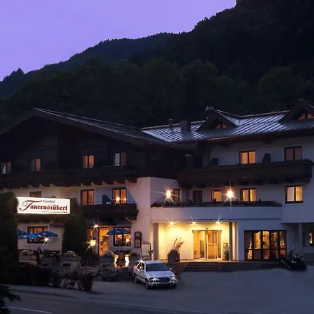 ホテル Alpenhotel Tauernstueberl ツェル アム ゼー