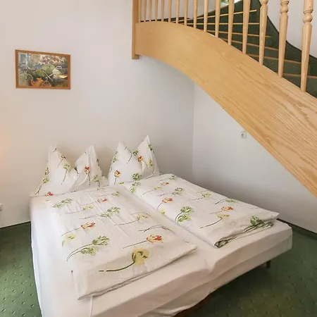 Alpenhotel Tauernstueberl 3* ツェル アム ゼー