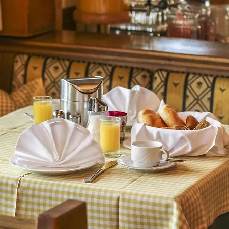 Alpenhotel Tauernstueberl 3*